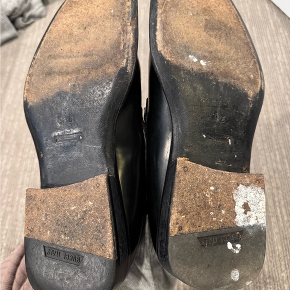 Gucci Men's Black Leather Loafers with Green & Red Web Accent - Picture 3 of 3